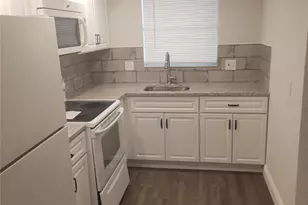 5725 12th Ave N, Saint Petersburg, FL 33710 - Photo 2