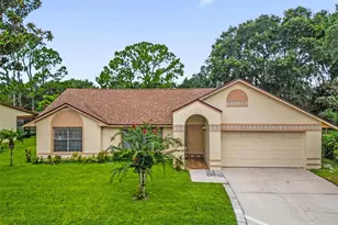 3044 Crested Cir, Orlando, FL 32837 - Photo 2