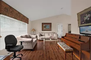 3044 Crested Cir, Orlando, FL 32837 - Photo 6