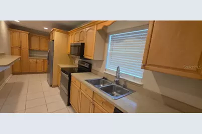 7670 Stratford Boulevard, Orlando, FL 32807 - Photo 8