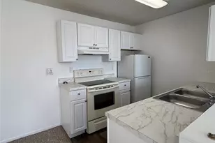 2569 Grassy Point Dr, Lake Mary, FL 32746 - Photo 2
