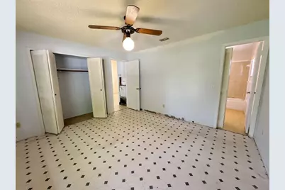 762 Kings Cove Court, Orlando, FL 32807 - Photo 10