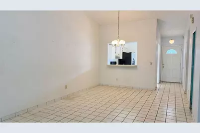 762 Kings Cove Court, Orlando, FL 32807 - Photo 2