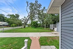 204 Pine Ave, Polk City, FL 33868 - Photo 10