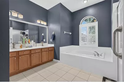 8920 Bridgeport Bay Circle, Mount Dora, FL 32757 - Photo 20