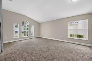 124 Lancaster Dr, Davenport, FL 33897 - Photo 18