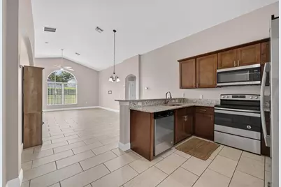 124 Lancaster Drive, Davenport, FL 33897 - Photo 8