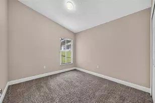 124 Lancaster Dr, Davenport, FL 33897 - Photo 14