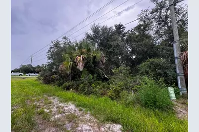17425 Edgewater Drive, Port Charlotte, FL 33948 - Photo 4