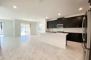977 Leader St, Davenport, FL 33896 - Photo 4
