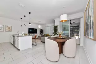 2461 Reading Trail, Kissimmee, FL 34746 - Photo 2
