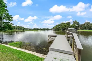 1002 Loves Point Dr, Leesburg, FL 34748 - Photo 12