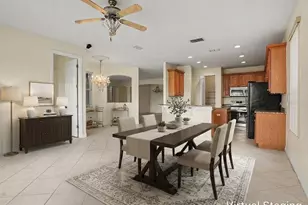 1711 Windward Oaks Ct, Kissimmee, FL 34746 - Photo 8