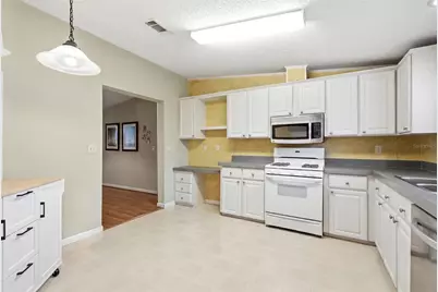 6229 Knotty Pine Drive SE, Winter Haven, FL 33884 - Photo 12
