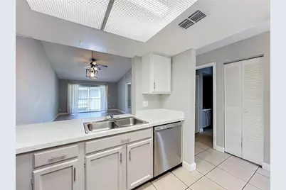 4370 White Pine Avenue #2, Orlando, FL 32811 - Photo 6