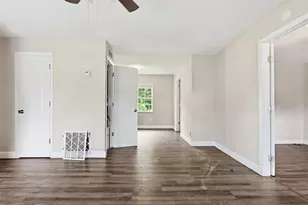 4788 Pleasant Valley Ct, Orlando, FL 32811 - Photo 10