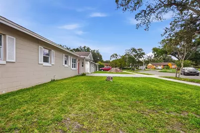 4788 Pleasant Valley Court, Orlando, FL 32811 - Photo 2