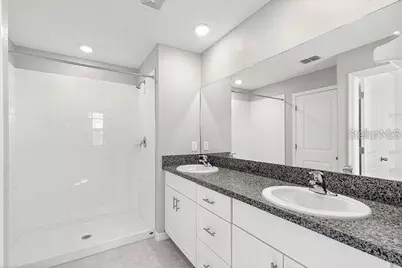 7222 Ronnie Garden Court, Tampa, FL 33619 - Photo 16