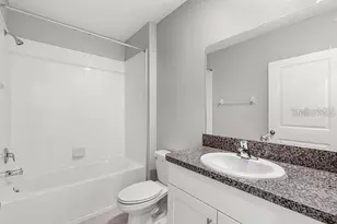 7222 Ronnie Garden Ct, Tampa, FL 33619 - Photo 14