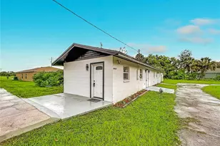 38910 Merrell Ave, Umatilla, FL 32784 - Photo 22