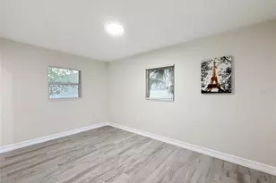38910 Merrell Ave, Umatilla, FL 32784 - Photo 8