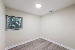 38910 Merrell Ave, Umatilla, FL 32784 - Photo 16