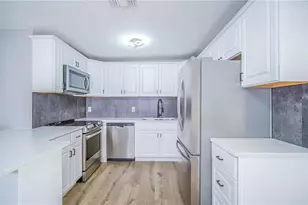 400 Pennsylvania Ave, Fruitland Park, FL 34731 - Photo 12
