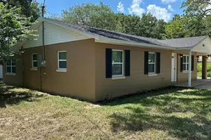 400 Pennsylvania Ave, Fruitland Park, FL 34731 - Photo 2