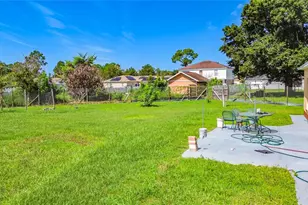 1014 Deddington Pl, Kissimmee, FL 34758 - Photo 32