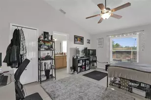 418 Grovepark Dr, Davenport, FL 33837 - Photo 10