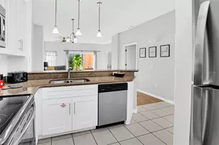4706 Vero Beach Pl, Kissimmee, FL 34746 - Photo 10