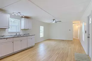 61 Golden Gate Cir, Port Orange, FL 32129 - Photo 4