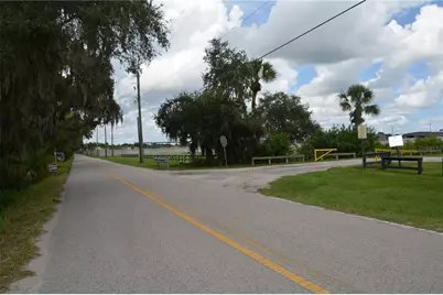 4045 Honey Bee Pt Road, Sanford, FL 32773 - Photo 4