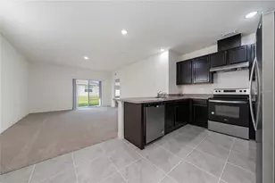 2667 Swooping Sparrow Dr, Saint Cloud, FL 34771 - Photo 8