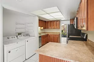 4828 Pebble Beach Dr, Orlando, FL 32811 - Photo 6