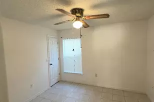 6849 Long Needle Ct, Orlando, FL 32822 - Photo 16