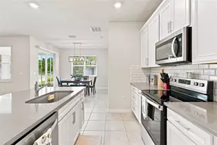 3545 Treetop St, Deland, FL 32724 - Photo 8