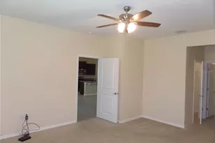 7832 Penrose Pl, Wildwood, FL 34785 - Photo 16