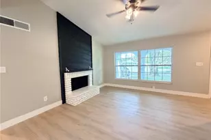 8428 Bark Ct, Orlando, FL 32810 - Photo 14