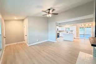 8428 Bark Ct, Orlando, FL 32810 - Photo 8