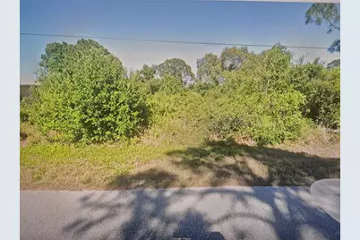 1561 Walnut Avenue, Lake Placid, FL 33852 - Photo 1