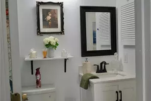 2007 Garden Lake Dr, Winter Haven, FL 33884 - Photo 10
