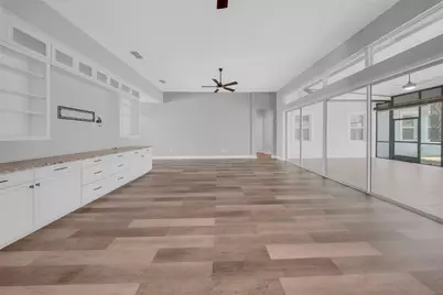5013 Vantage Court, Saint Cloud, FL 34772 - Photo 4
