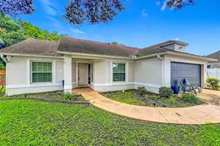 1211 Flowers Pointe Ln, Orlando, FL 32825 - Photo 2