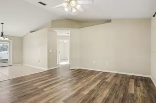 121 Shaddock Dr, Auburndale, FL 33823 - Photo 6