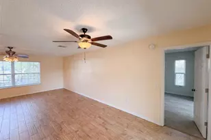 4573 Bayridge Ct, Spring Hill, FL 34606 - Photo 8