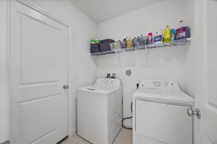 763 Carlyle Wy, Fort Pierce, FL 34947 - Photo 12
