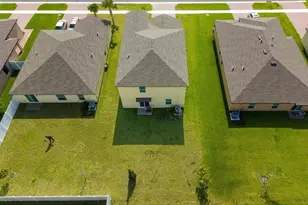 763 Carlyle Wy, Fort Pierce, FL 34947 - Photo 38