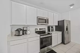 763 Carlyle Wy, Fort Pierce, FL 34947 - Photo 10