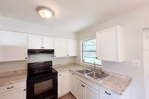 1735 Jefferson Dr, Mount Dora, FL 32757 - Photo 2